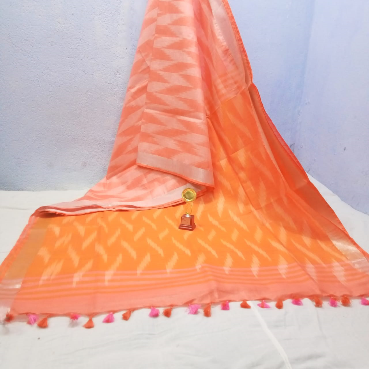 Latest Ikkat cotton saree for summers online at best price at Udaipur Bazar. - Shop online women 